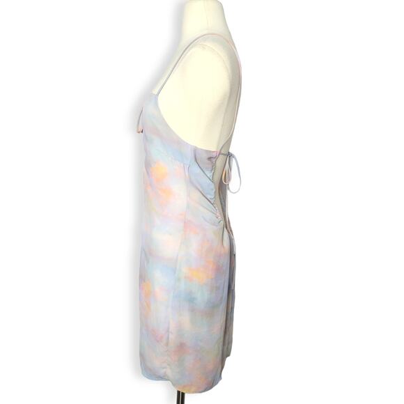 Skyler & Madison "Molly" Pastel Cloud Open Back Mini Dress Size Large - Picture 14 of 15